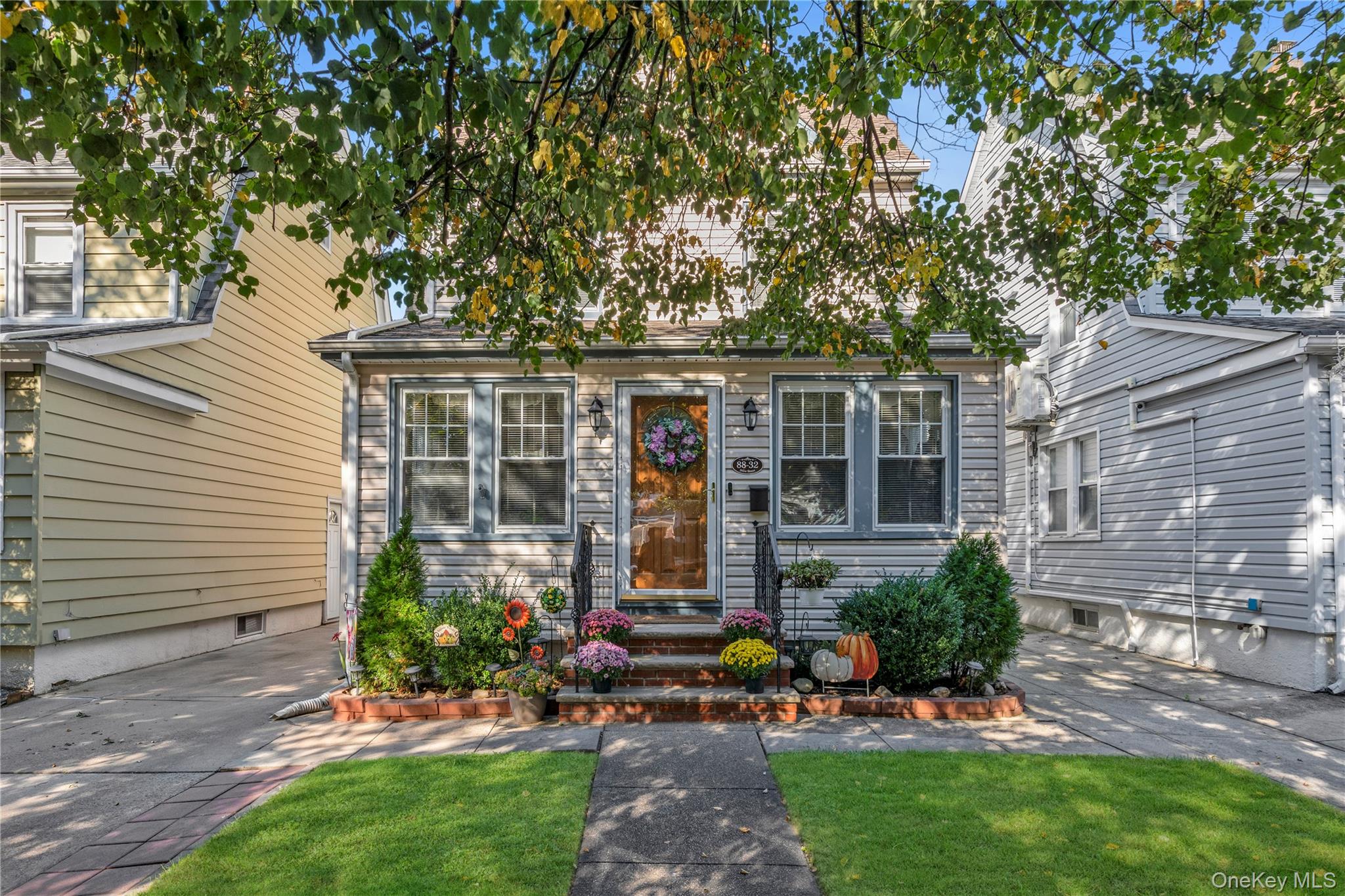 88 32 241st, Bellerose, NY 11426 photo