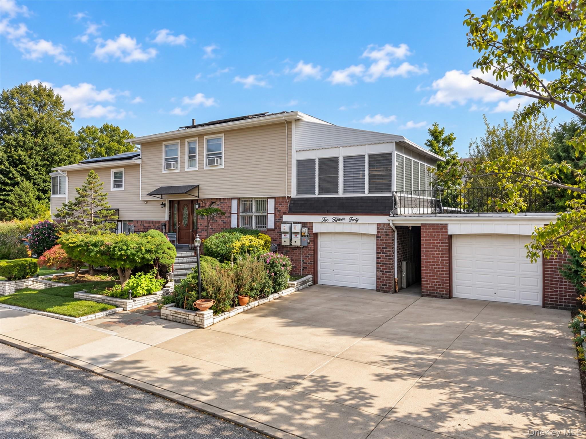 21540 23rd Ave, Bayside, NY 11360 photo