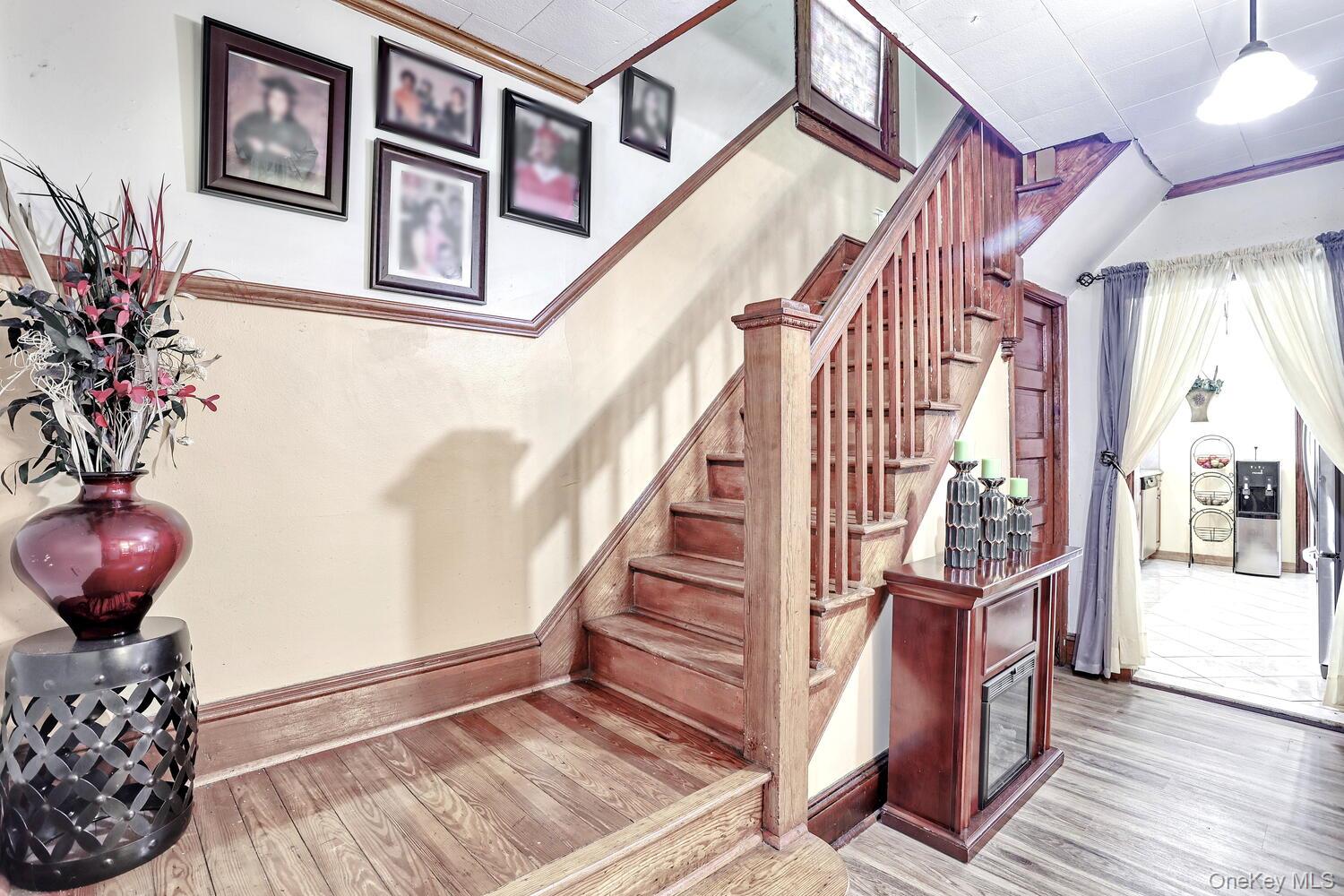 16 Demarest Avenue , West Haverstraw, NY 10993 | MLS# 922802 | ez Home ...