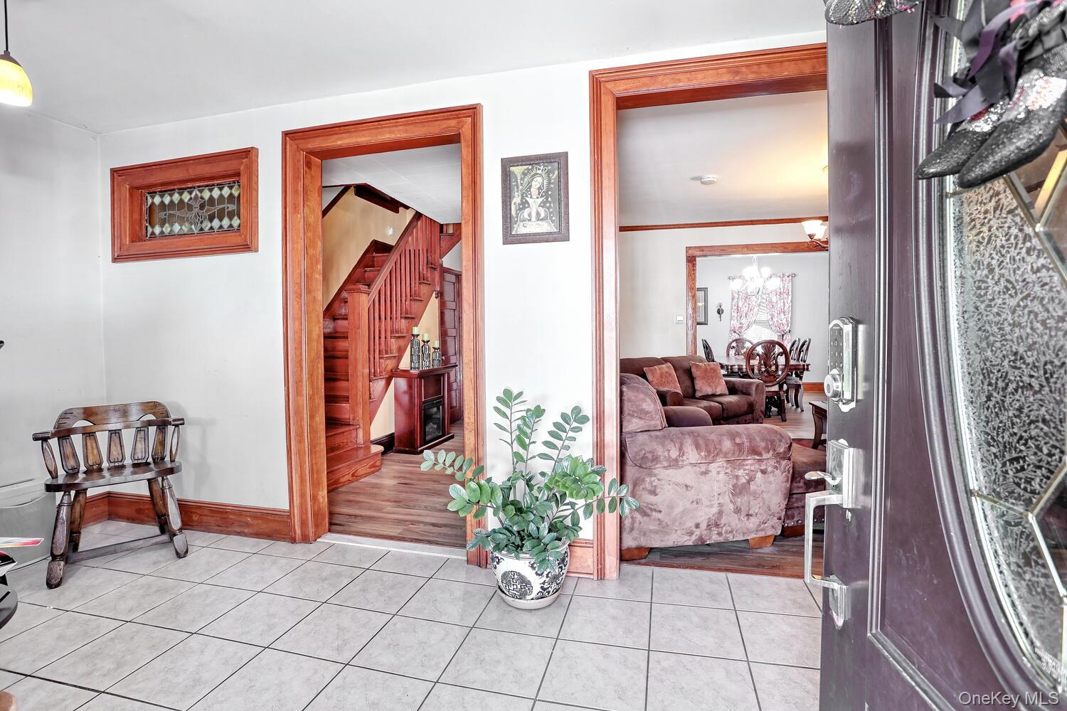 16 Demarest Avenue , West Haverstraw, NY 10993 | MLS# 922802 | ez Home ...