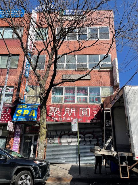 Multi Family in Flushing NY 136-21 41 Avenue.jpg