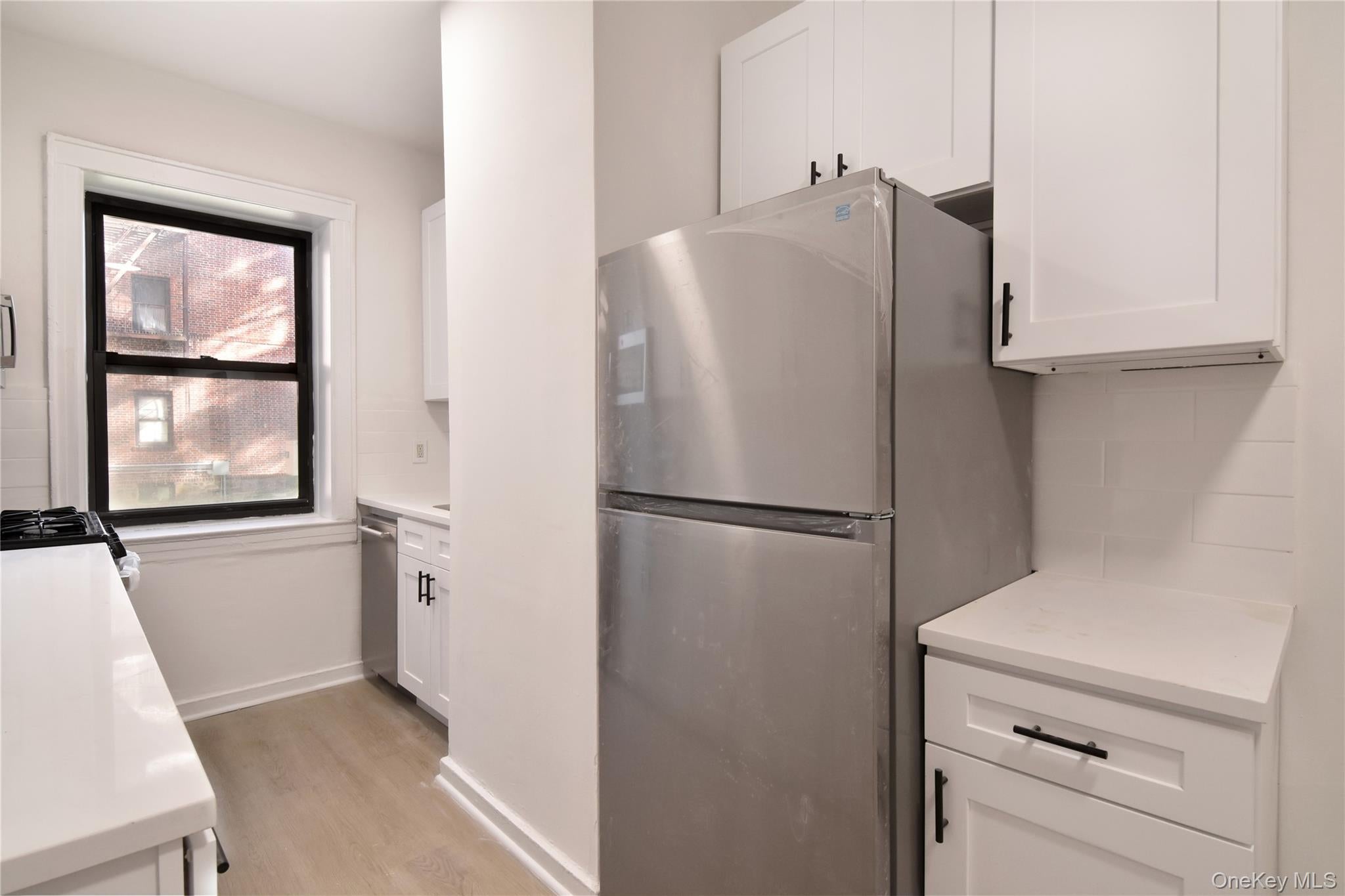 590 E 3rd St #MK, Mount Vernon, NY 10553 photo