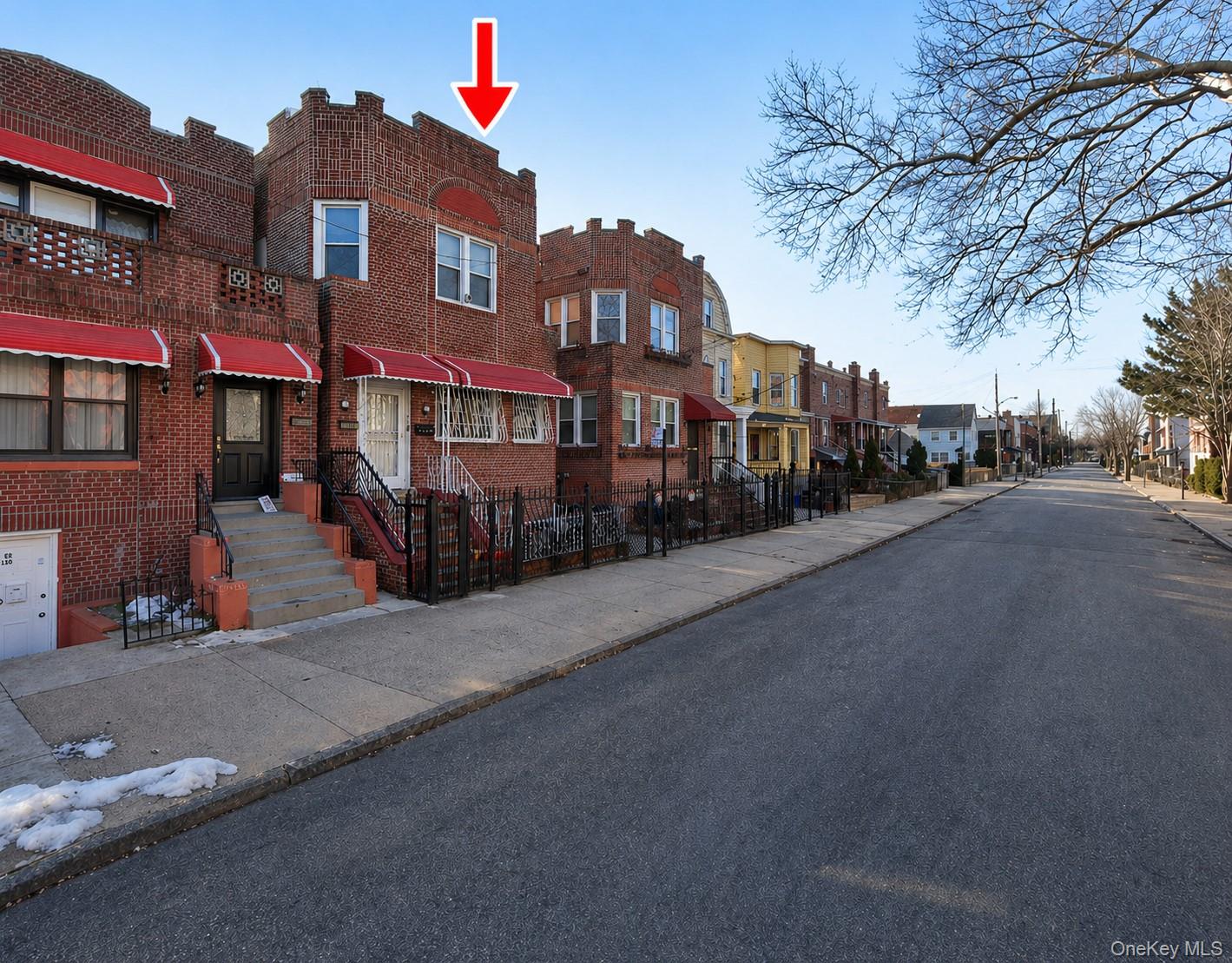 818 E 227th St, Bronx, NY 10466 photo