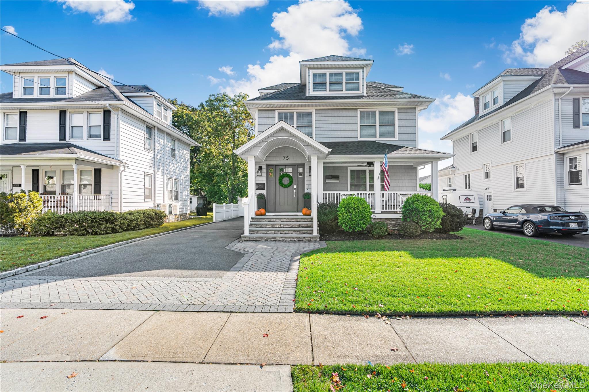 75 Liberty Ave, Rockville Centre, NY 11570