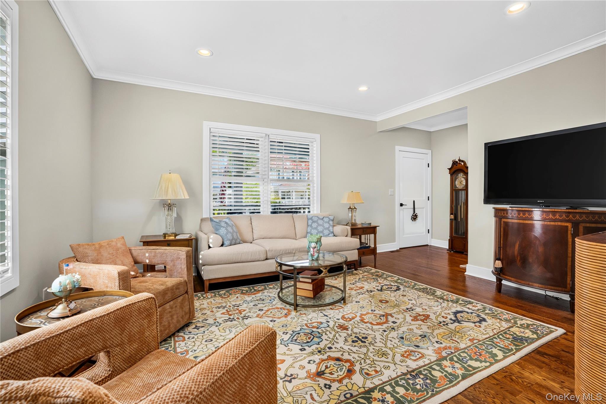75 Liberty Ave, Rockville Centre, NY 11570 photo