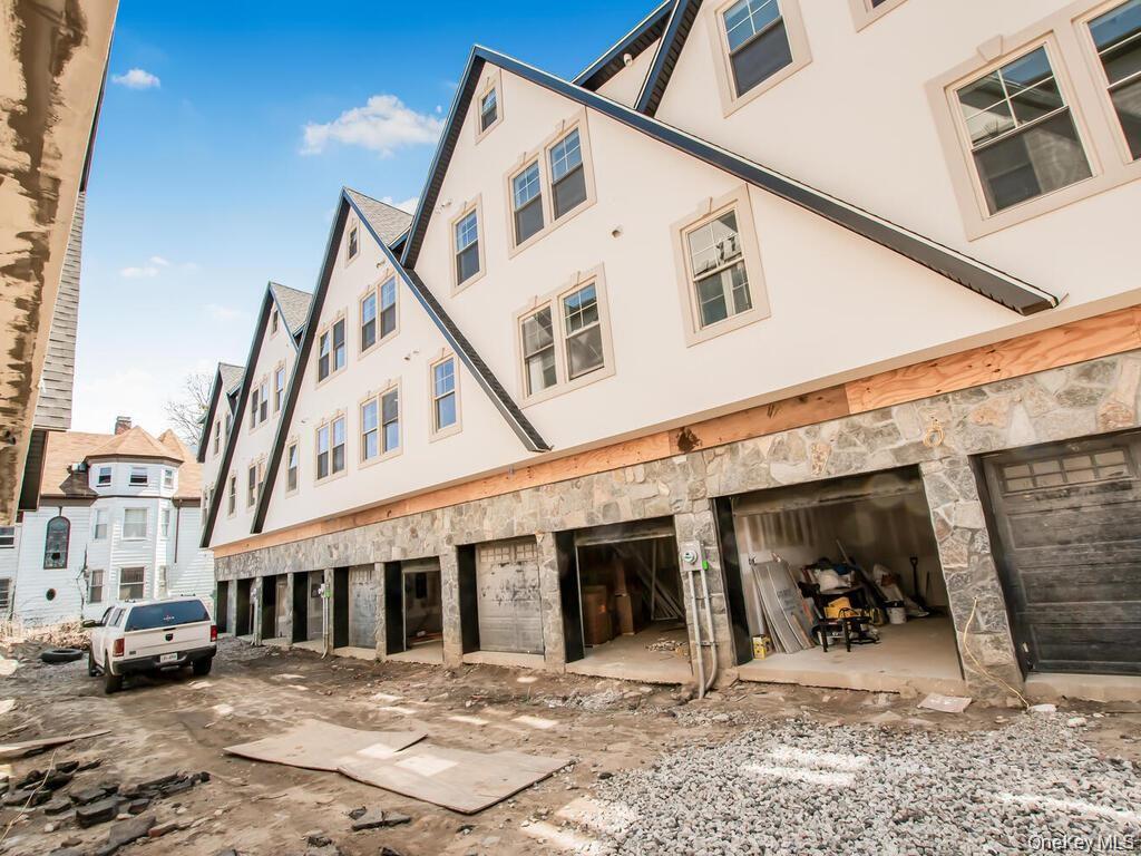 65 W 2nd St #6, Mount Vernon, NY 10550 photo