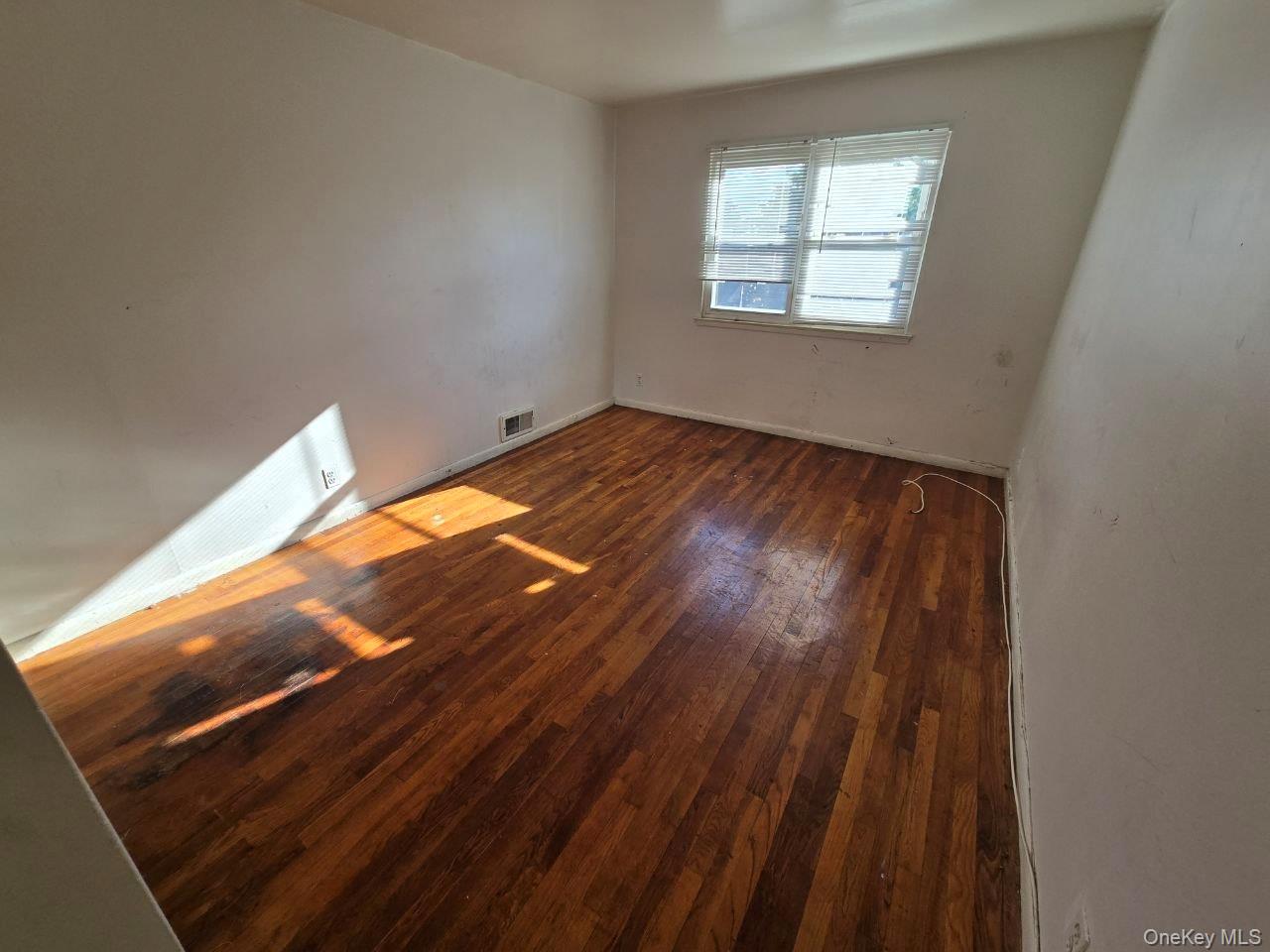 462 S 3rd Ave, Mount Vernon, NY 10550 photo