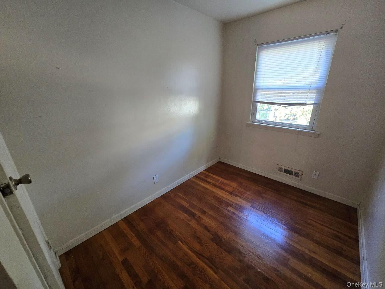 462 S 3rd Ave, Mount Vernon, NY 10550 photo