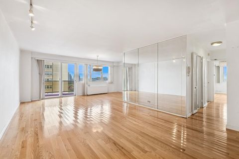 Stock Cooperative in Forest Hills NY 10230 66 Road #19D.jpg
