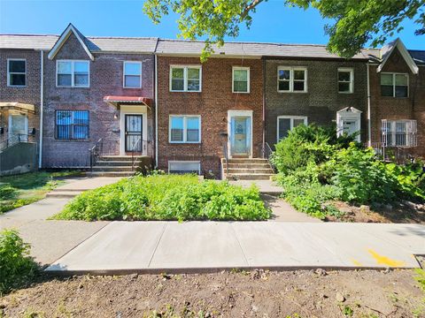 Duplex in Flushing NY 13518 Horace Harding Expressway.jpg
