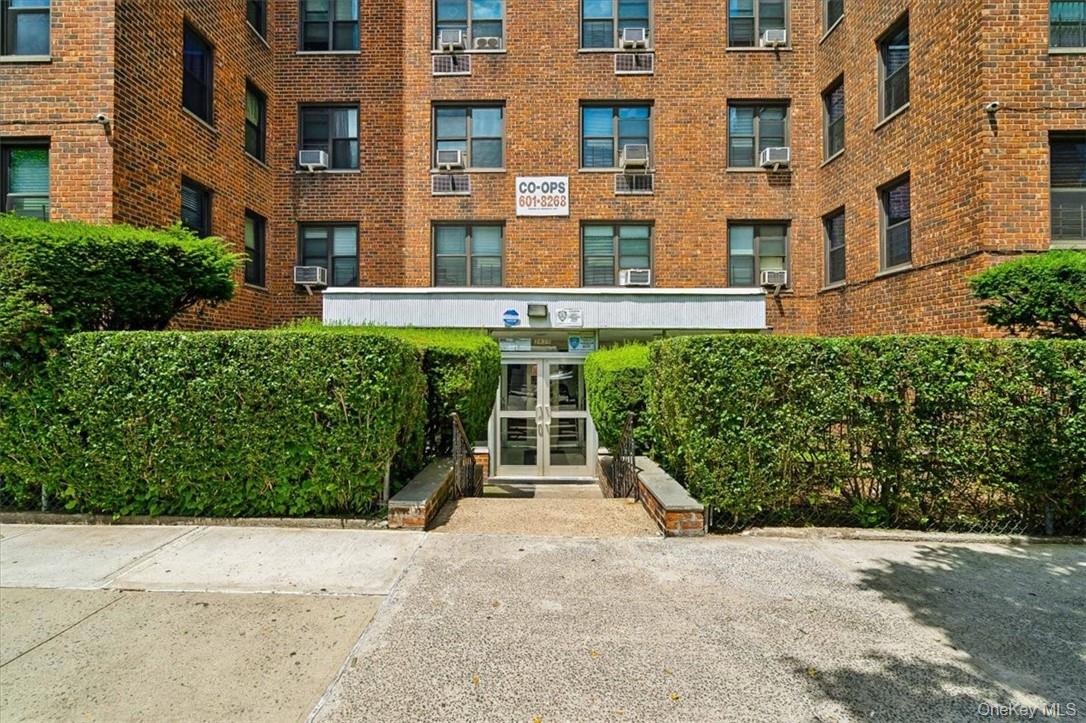 2835 Webb Ave #6 C, Bronx, NY 10468 photo
