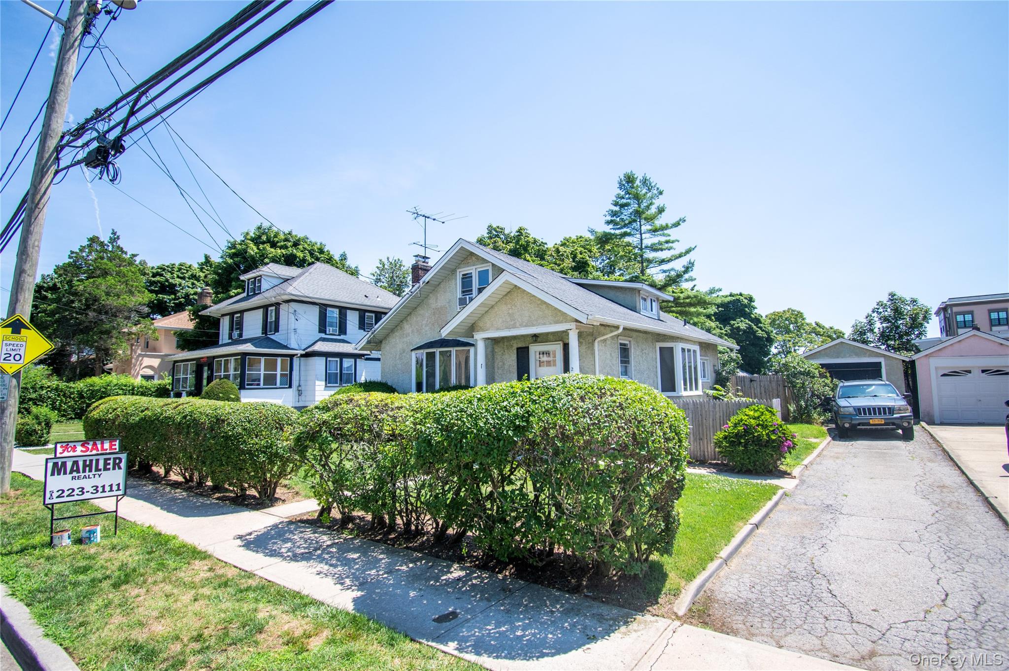 2415 Gale Ave, Baldwin, NY 11510 photo