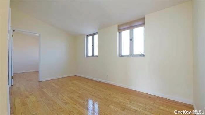 132 3 Sanford Ave #8 M, Flushing, NY 11355 photo
