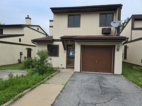 Single Family Residence in Middletown NY 4 Langton Mews.jpg