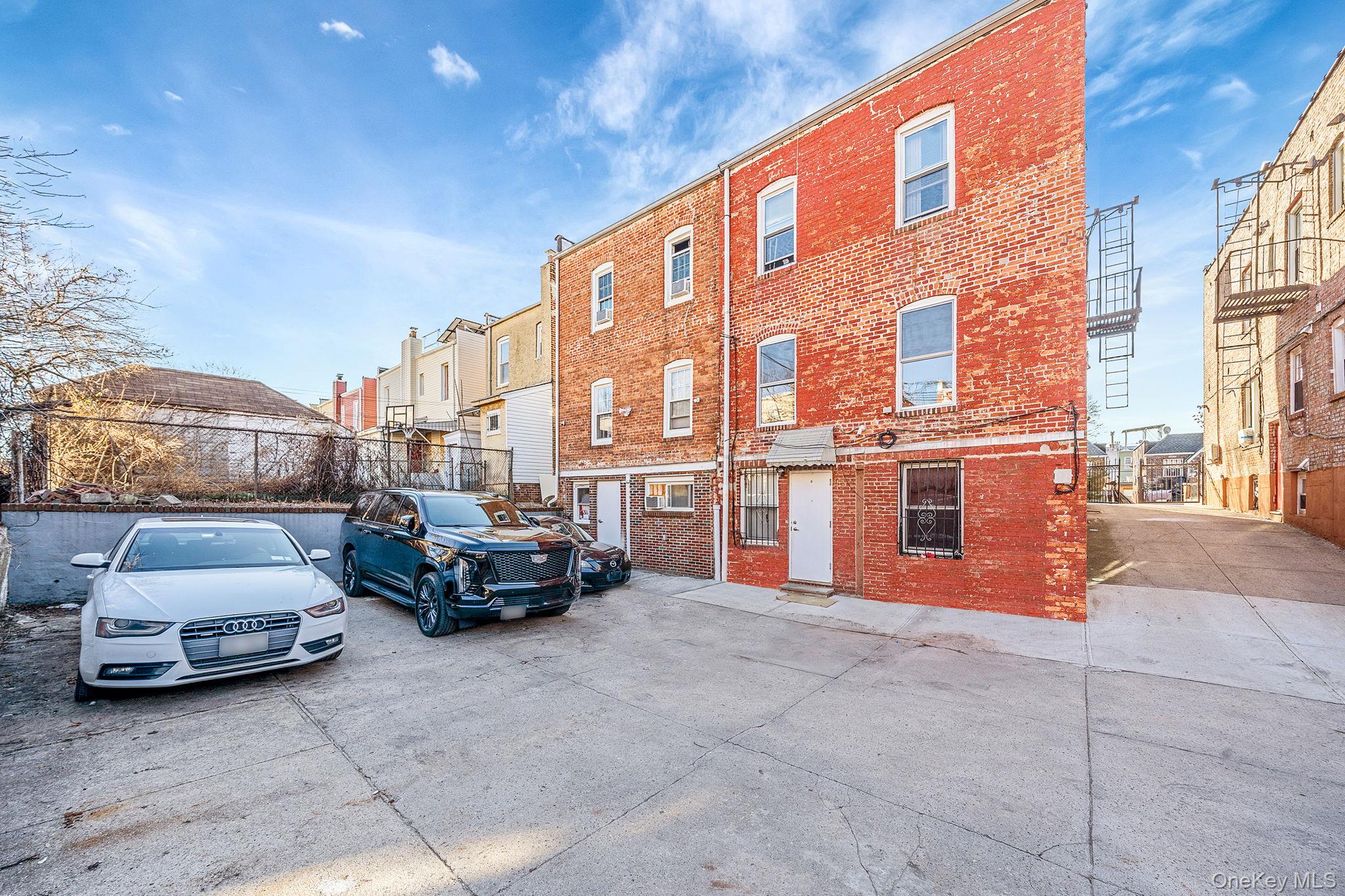 2545 98th St, East Elmhurst, NY 11369 photo