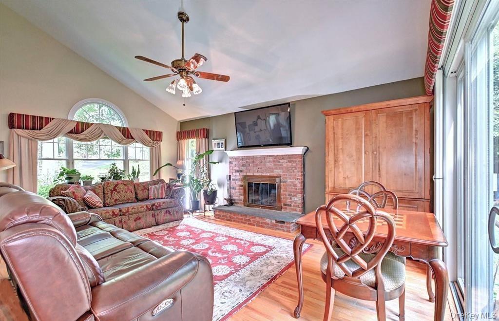 150 N Woods Dr, Wading River, NY 11792 photo