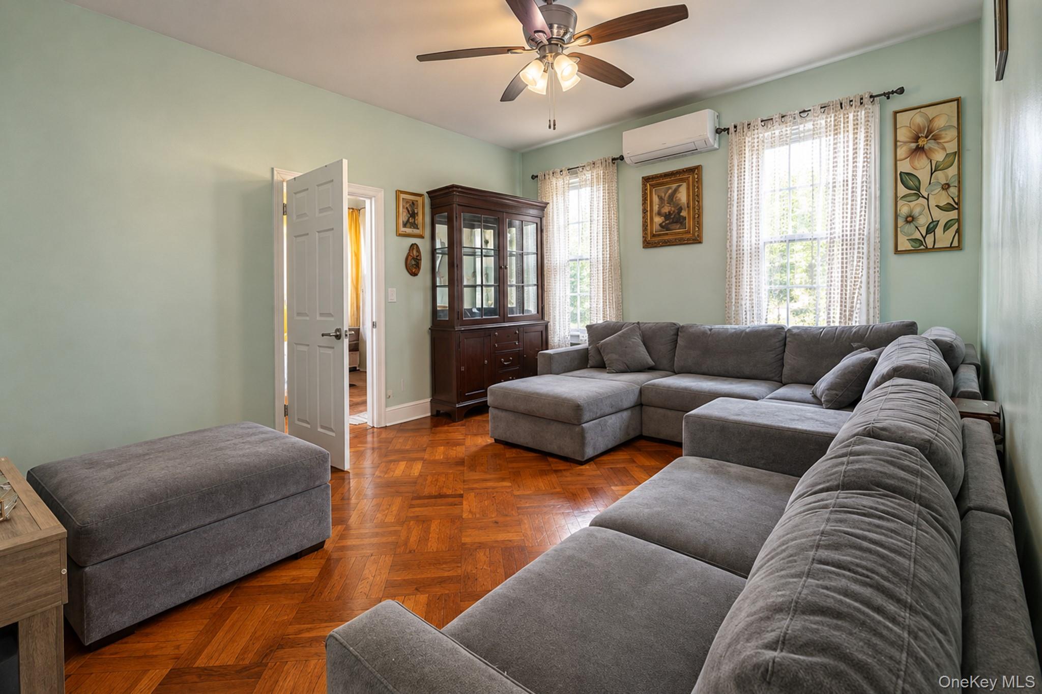 685 Essex St, Brooklyn, NY 11208 photo