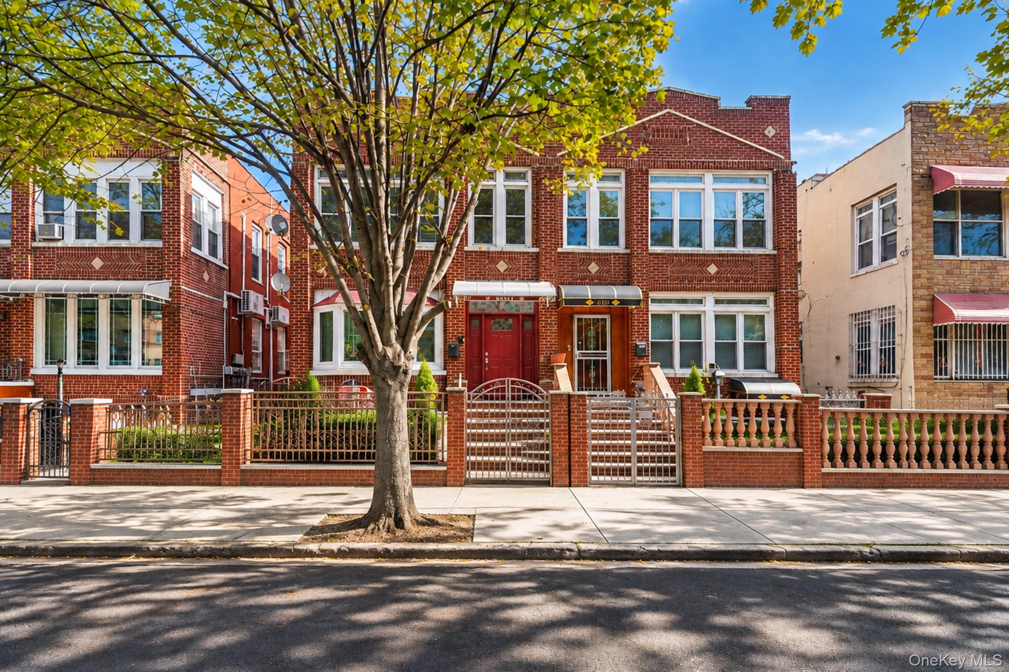 685 Essex St, Brooklyn, NY 11208 photo