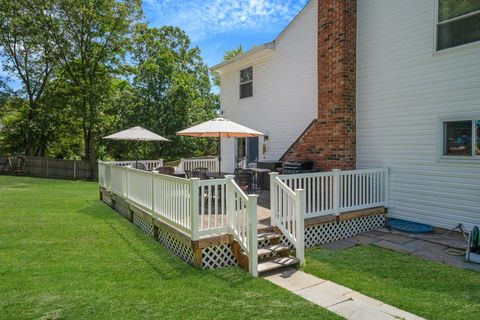 Single Family Residence in Smithtown NY 11 Dillmont Drive 12.jpg