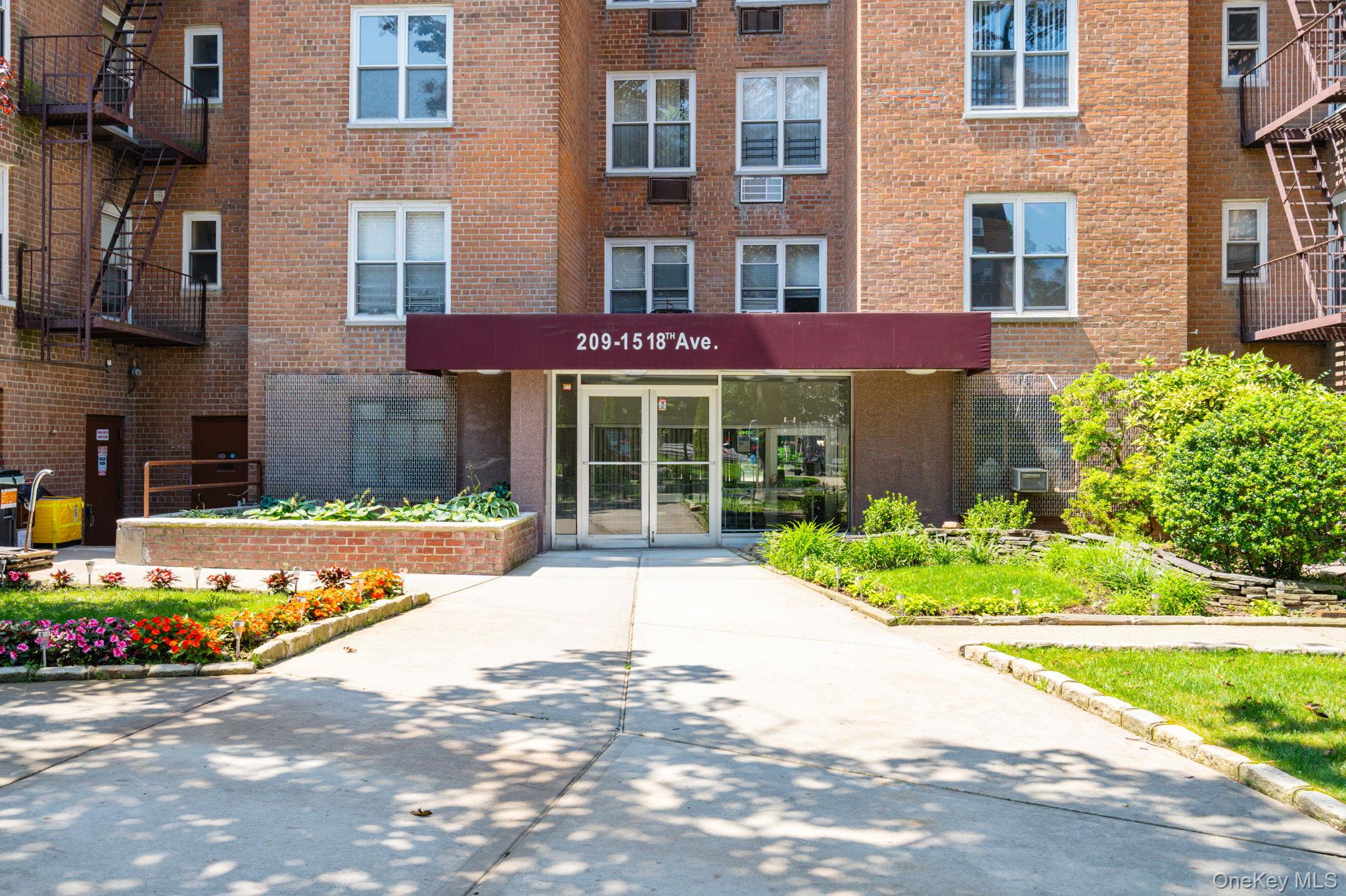 209 15 18th Ave, Bayside, NY 11360
