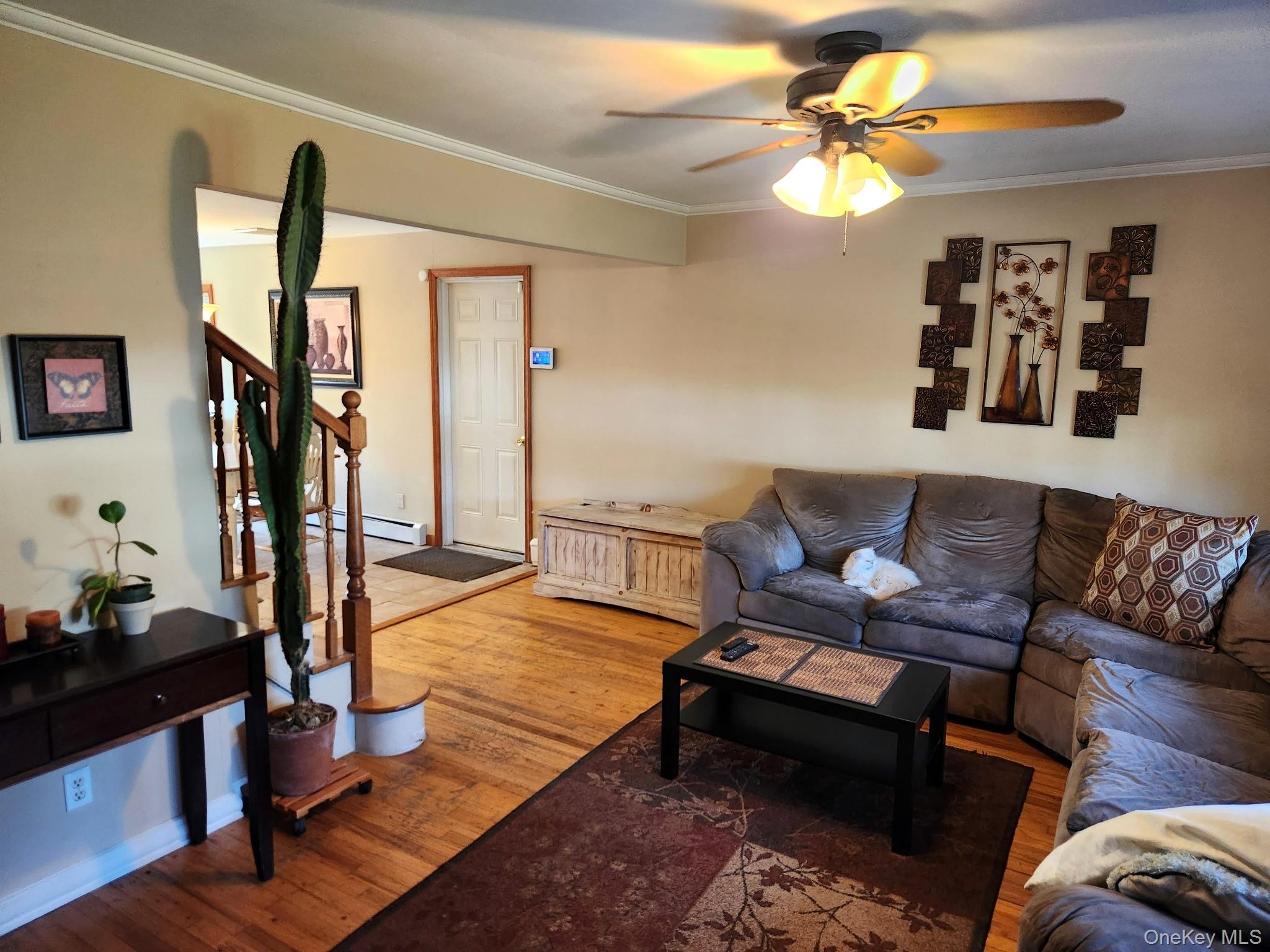 956 N Hamilton Ave, Lindenhurst, NY 11757 photo