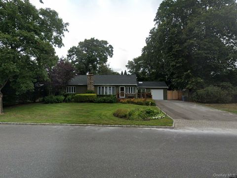Single Family Residence in Islip NY 57 Wave Crest Drive.jpg