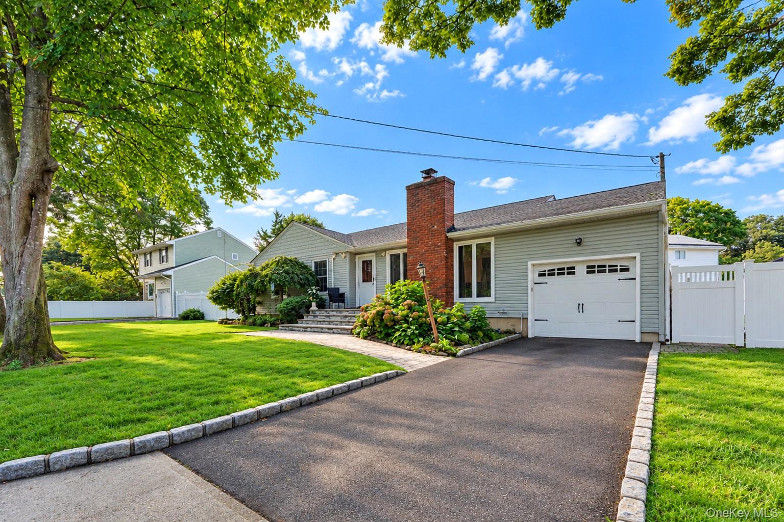 145 Thames St, Port Jefferson Station, NY 11776 photo