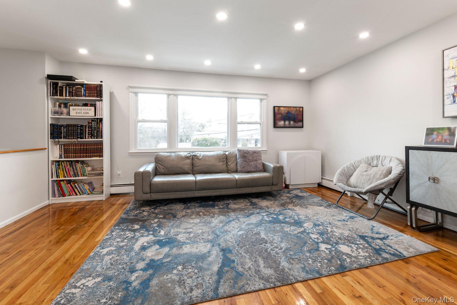 409 Barnard Ave, Woodmere, NY 11559 photo
