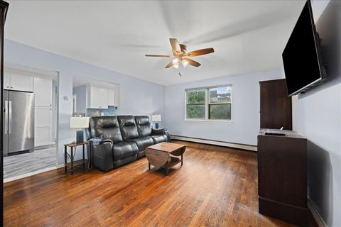 Condominium in Baldwin NY 1690 Grand Avenue #A16.jpg