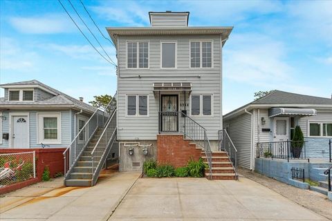 Duplex in Arverne NY 6944 Thursby Avenue.jpg