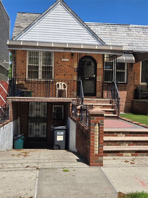 Single Family Residence in Brooklyn NY 3915 Clarendon Road.jpg