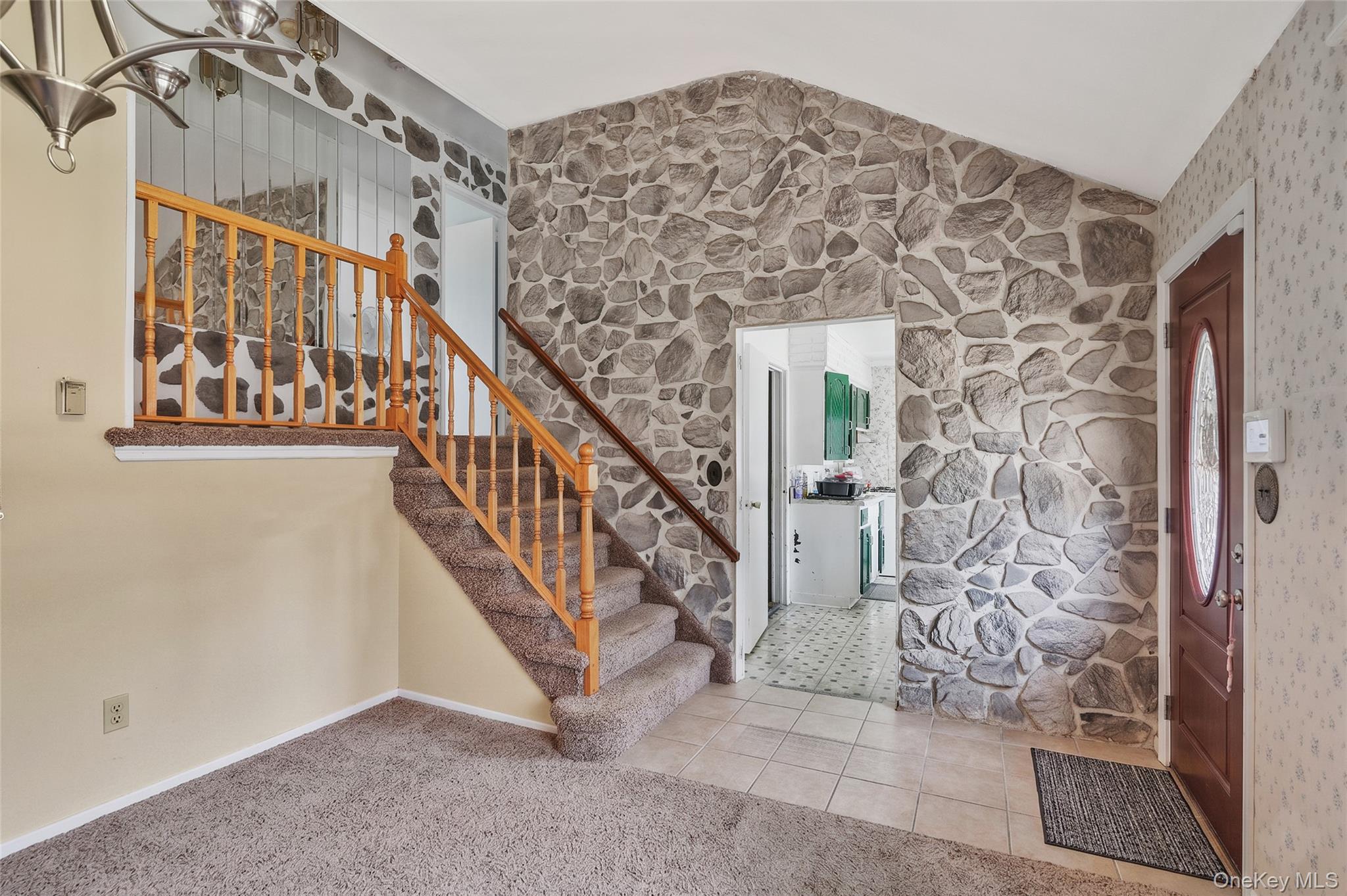 59 Maybrook Rd, North Babylon, NY 11703 photo