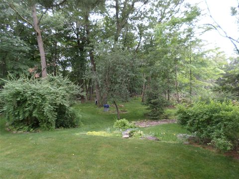 Single Family Residence in Monroe NY 6 Kingsville Drive 25.jpg