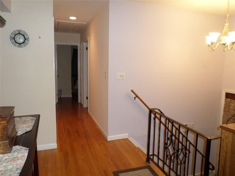 Single Family Residence in Monroe NY 6 Kingsville Drive 2.jpg