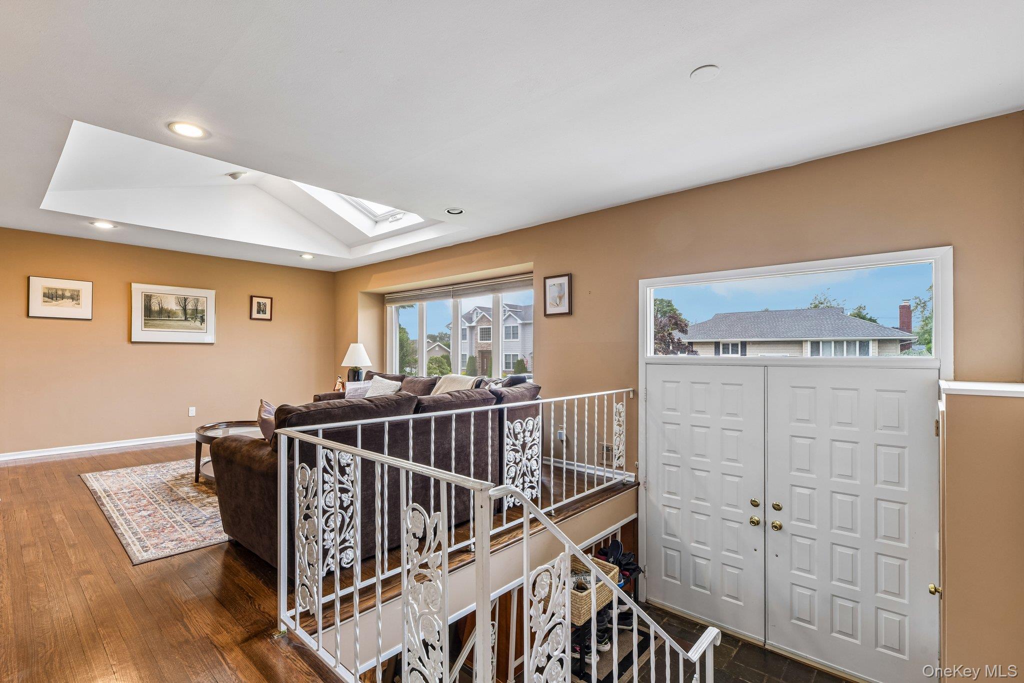 14 Gloria Pl, Plainview, NY 11803 photo
