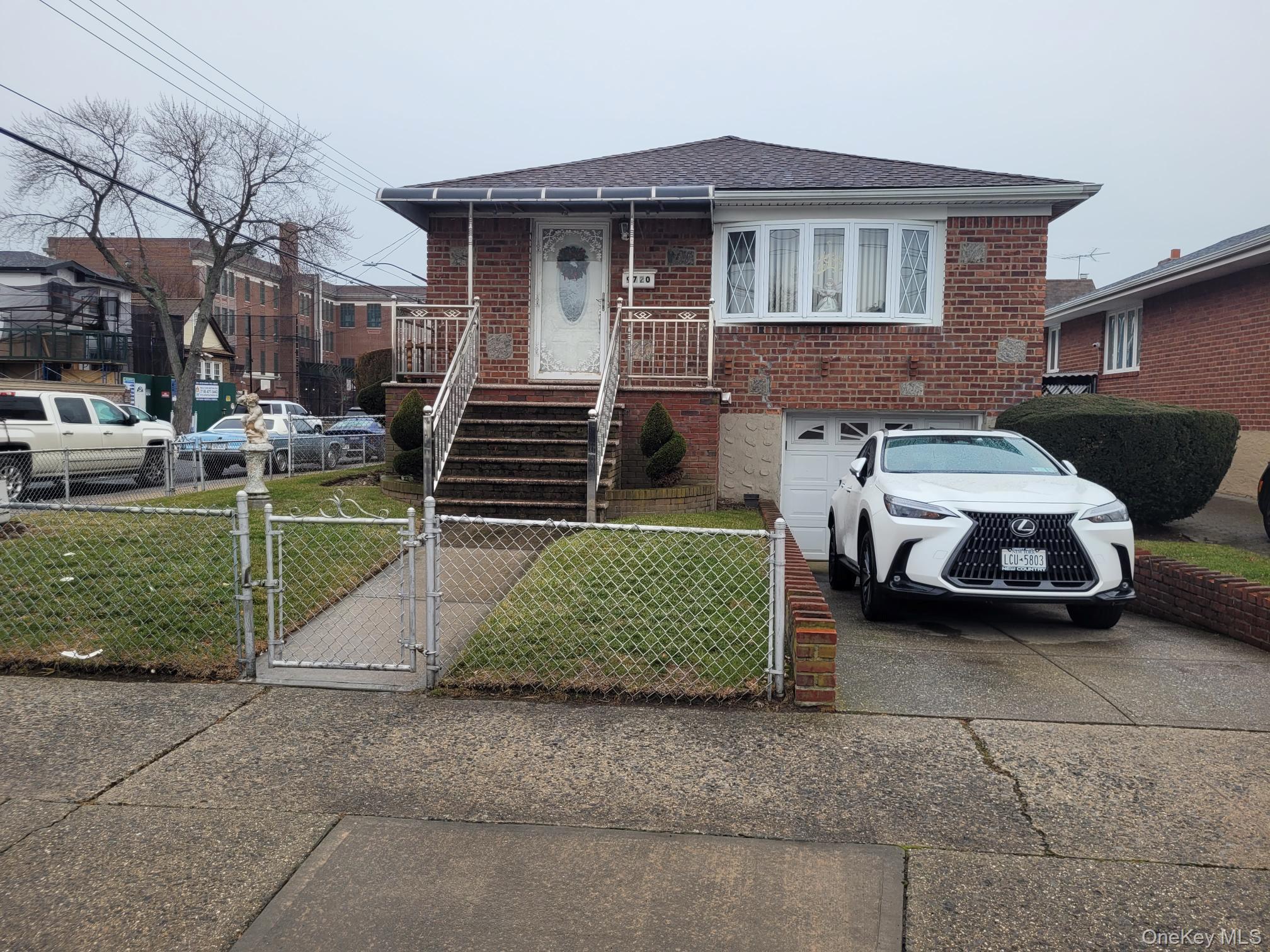 9720 158th Ave, Howard Beach, NY 11414