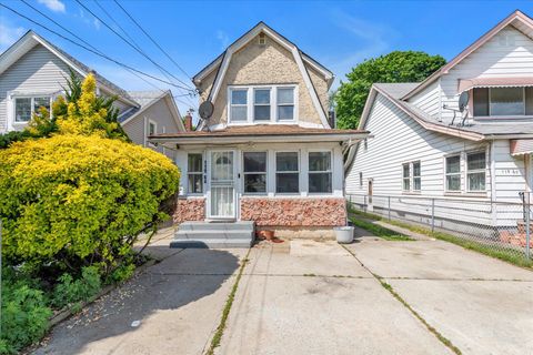 Duplex in Saint Albans NY 119-64 177 Street.jpg