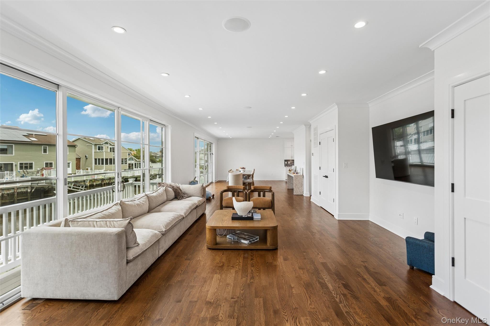 169 Mott St, Oceanside, NY 11572 photo