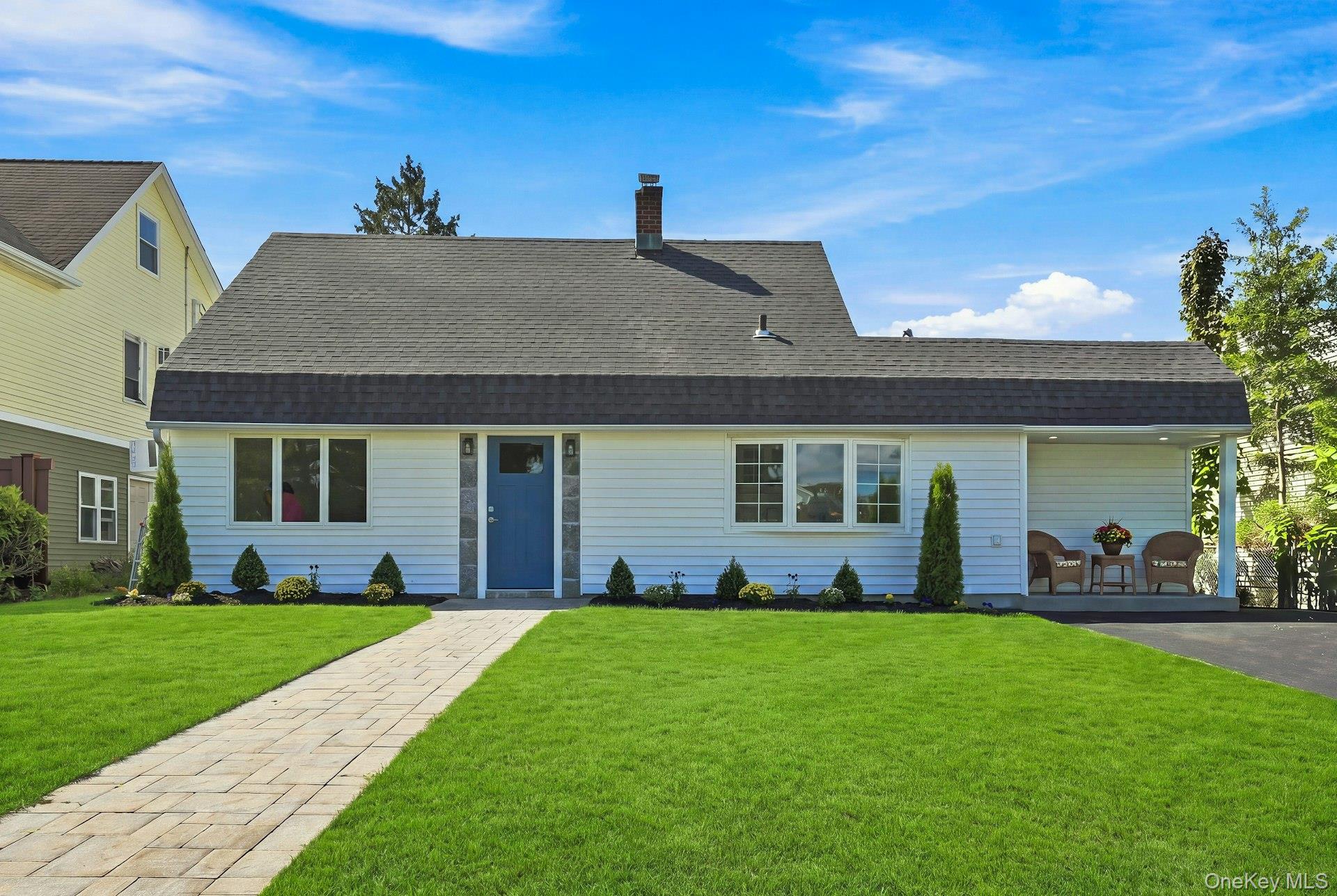 26 Birch Ln, Levittown, NY 11756 photo