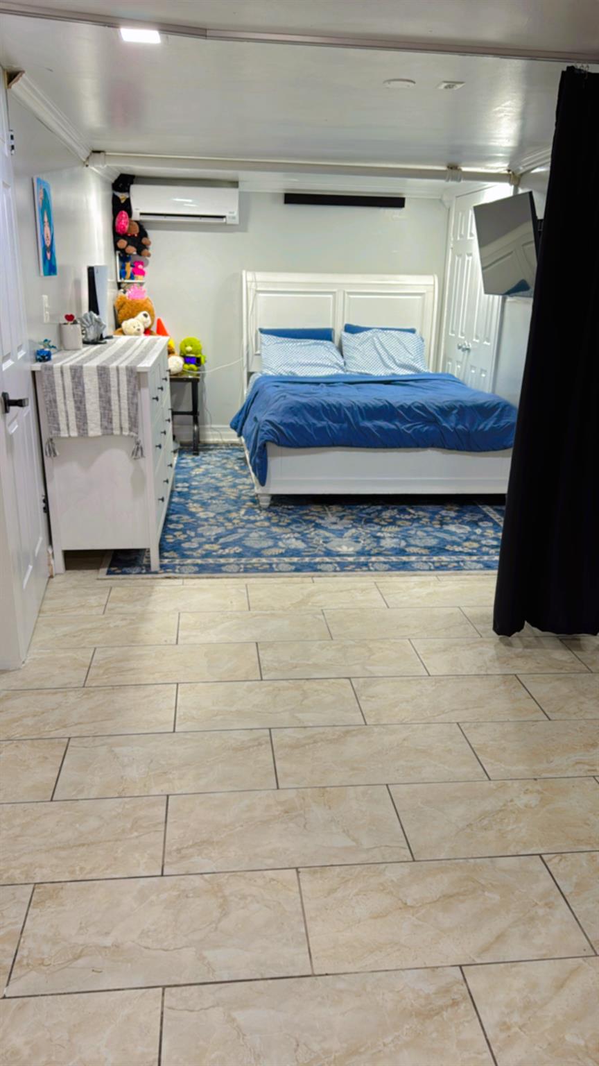 73 Hamilton Ave, Valley Stream, NY 11580 photo