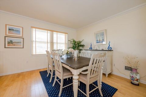 Single Family Residence in Atlantic Beach NY 2 Bridge Plaza #4 8.jpg