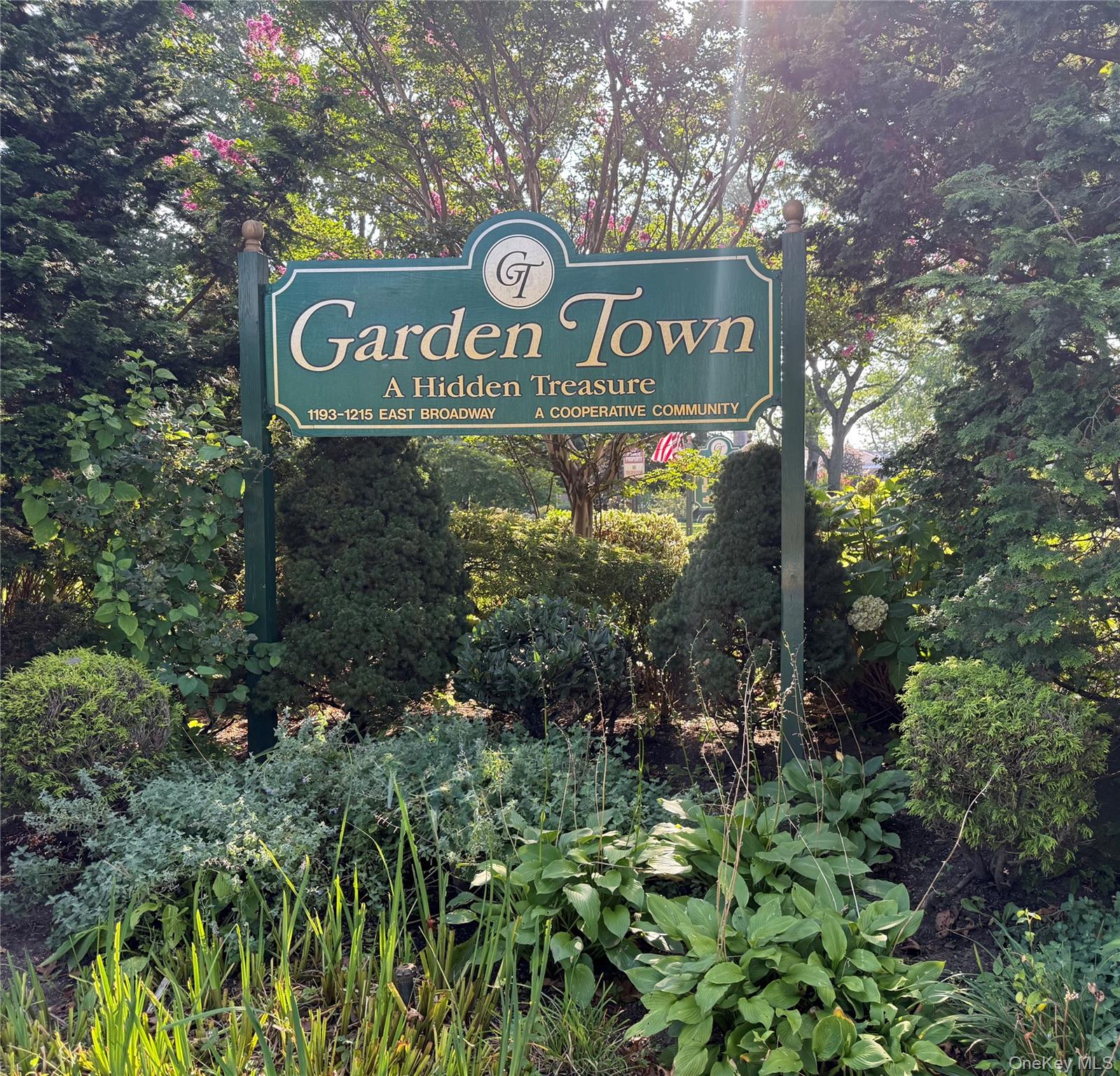 1201 Broadway, Hewlett, NY 11557