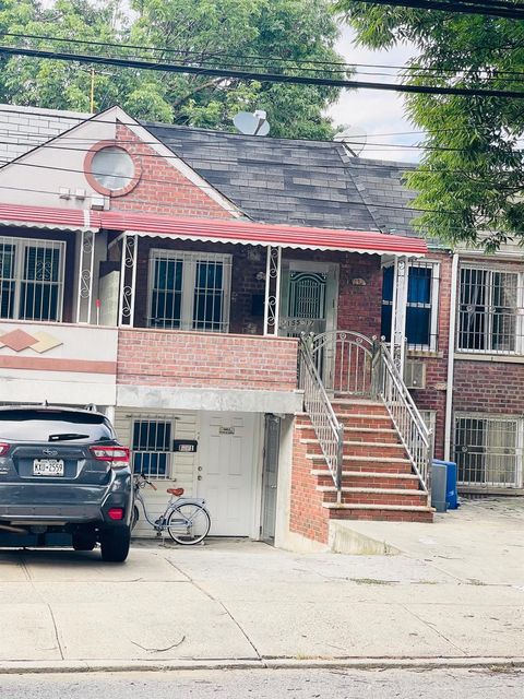 Duplex in Flushing NY 155-17 65th Ave.jpg