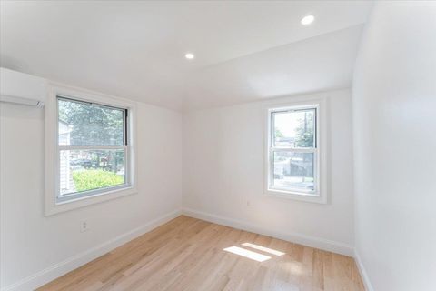 Single Family Residence in Jamaica NY 13720 173rd Street 12.jpg