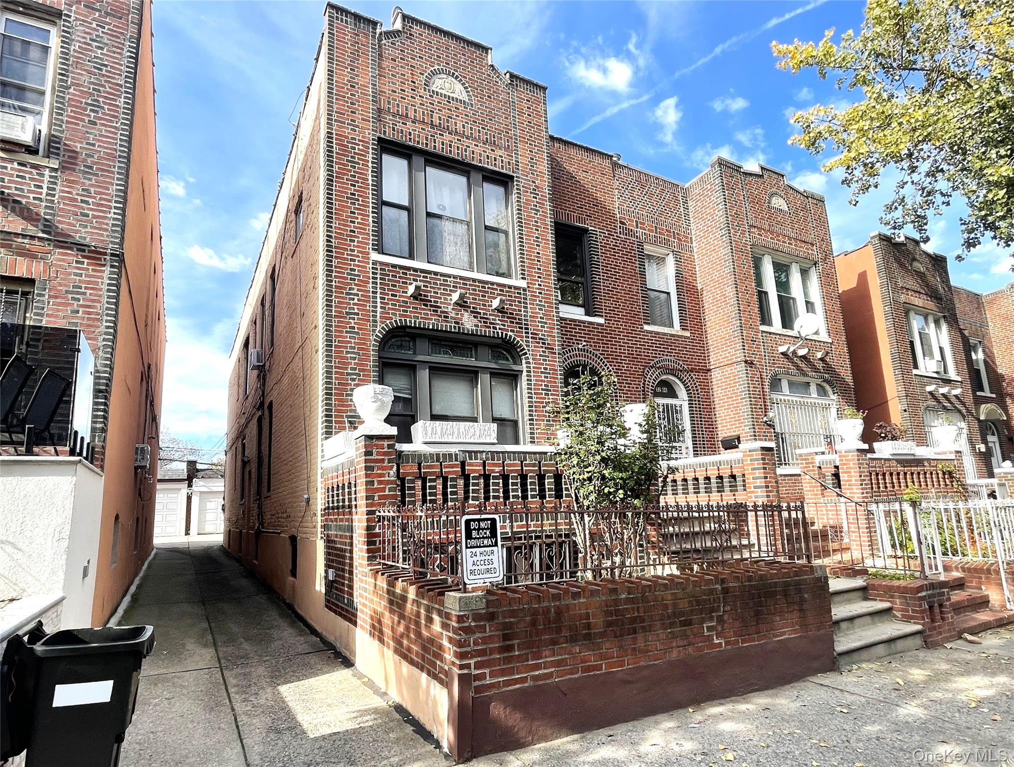 3210 81st St, East Elmhurst, NY 11370