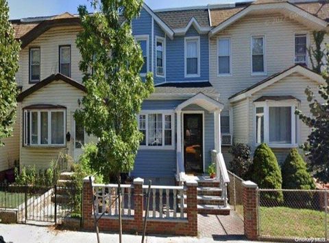 Single Family Residence in Richmond Hill S. NY 107-27 109th Street.jpg