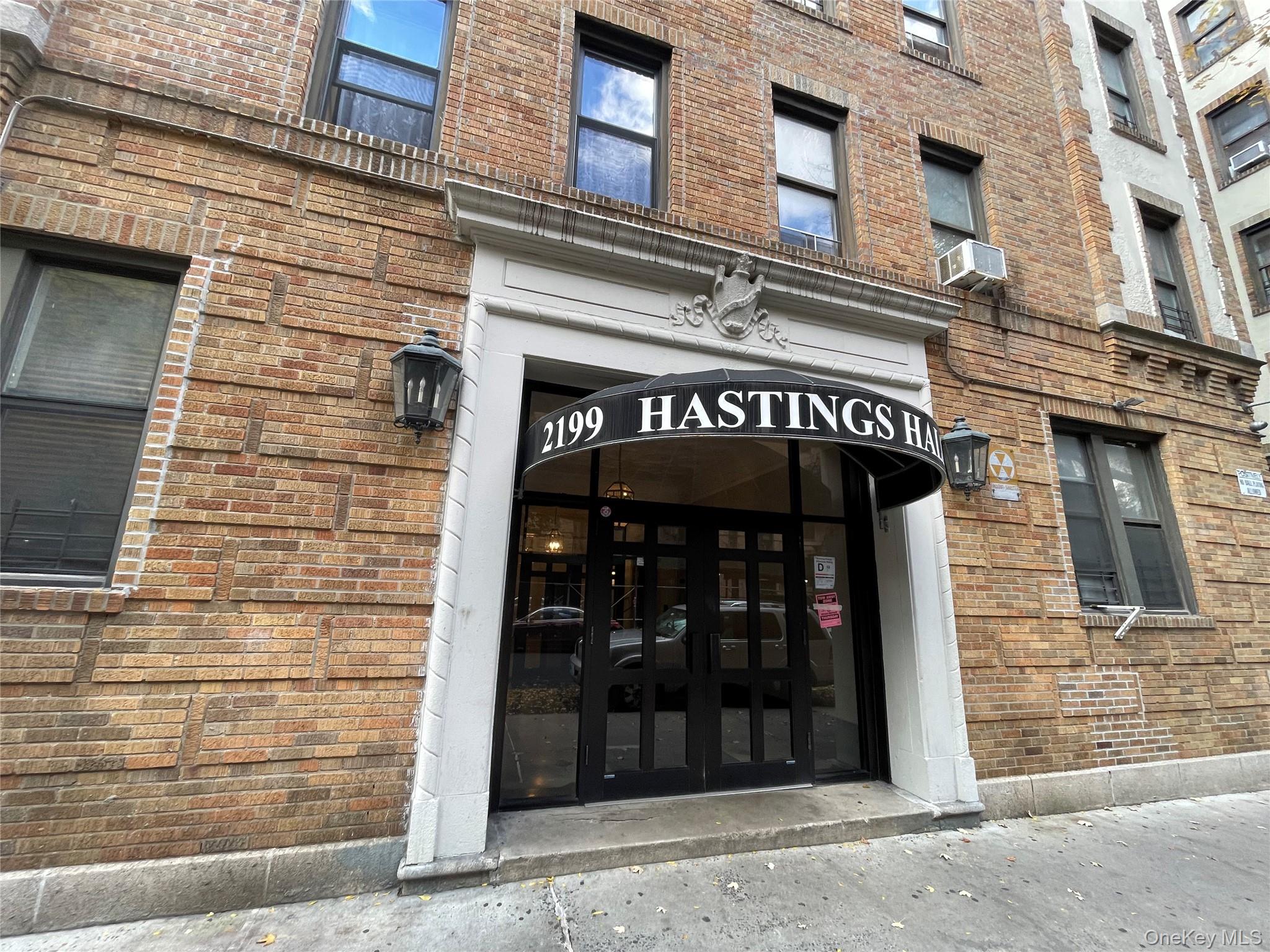 2199 Holland Ave, Bronx, NY 10462