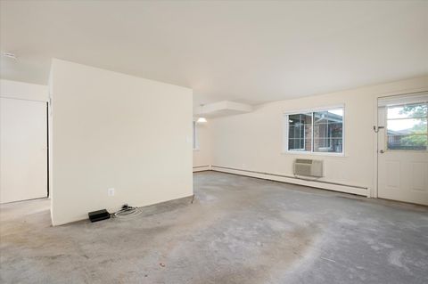Stock Cooperative in Babylon NY 172 Jervis Avenue #172.jpg
