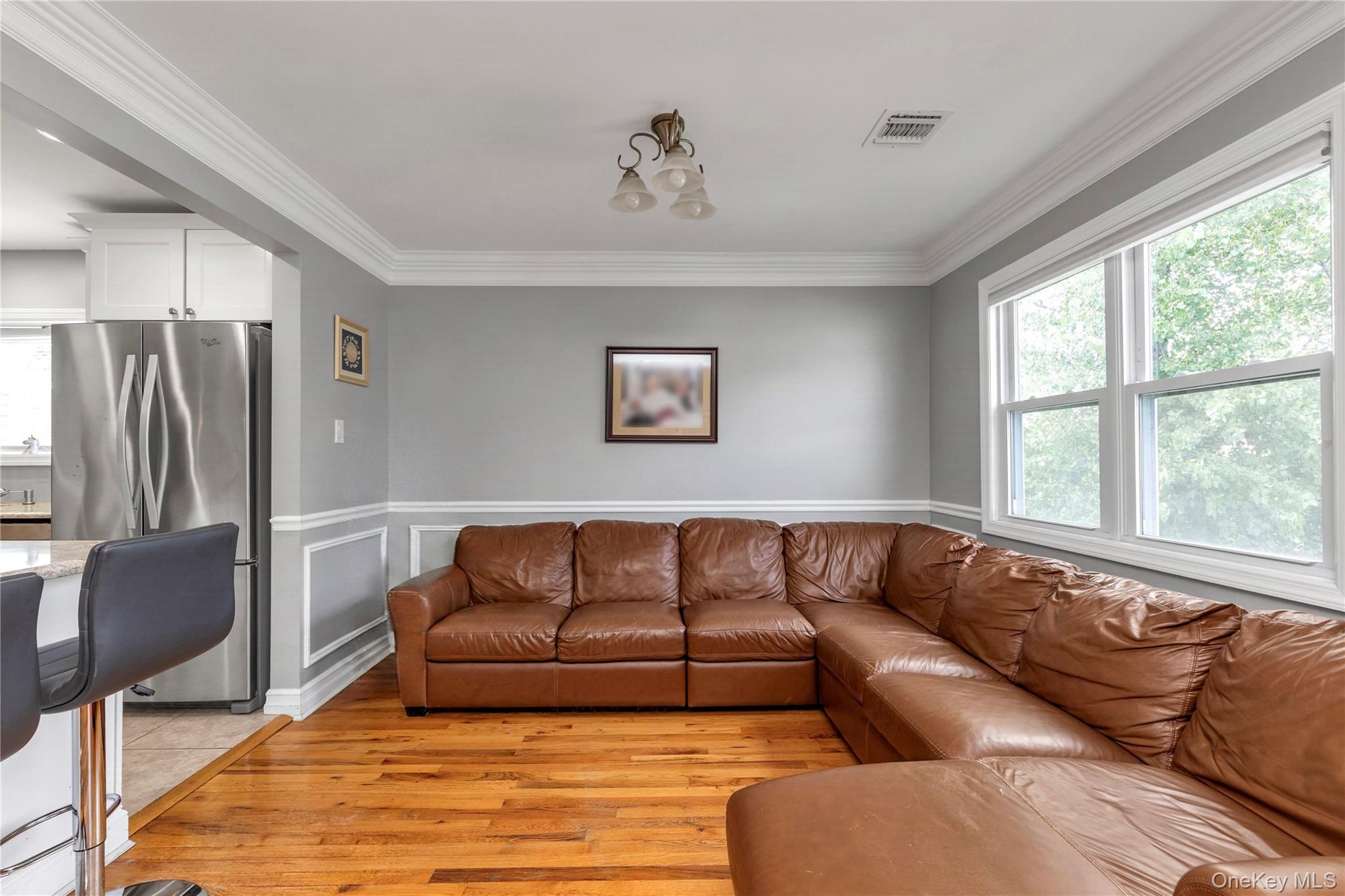 647 Jarvis Ave, Far Rockaway, NY 11691 photo