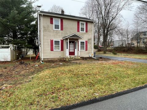 Single Family Residence in Airmont NY 12 Utopian Place.jpg